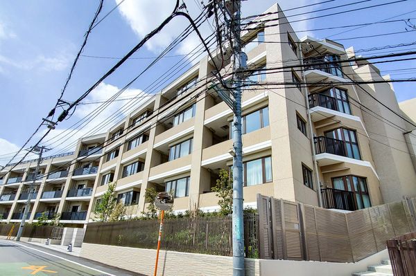 Brillia東中野Parkside Hillsの外観写真