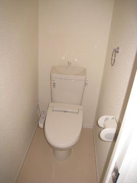 グランドールD棟のトイレ写真