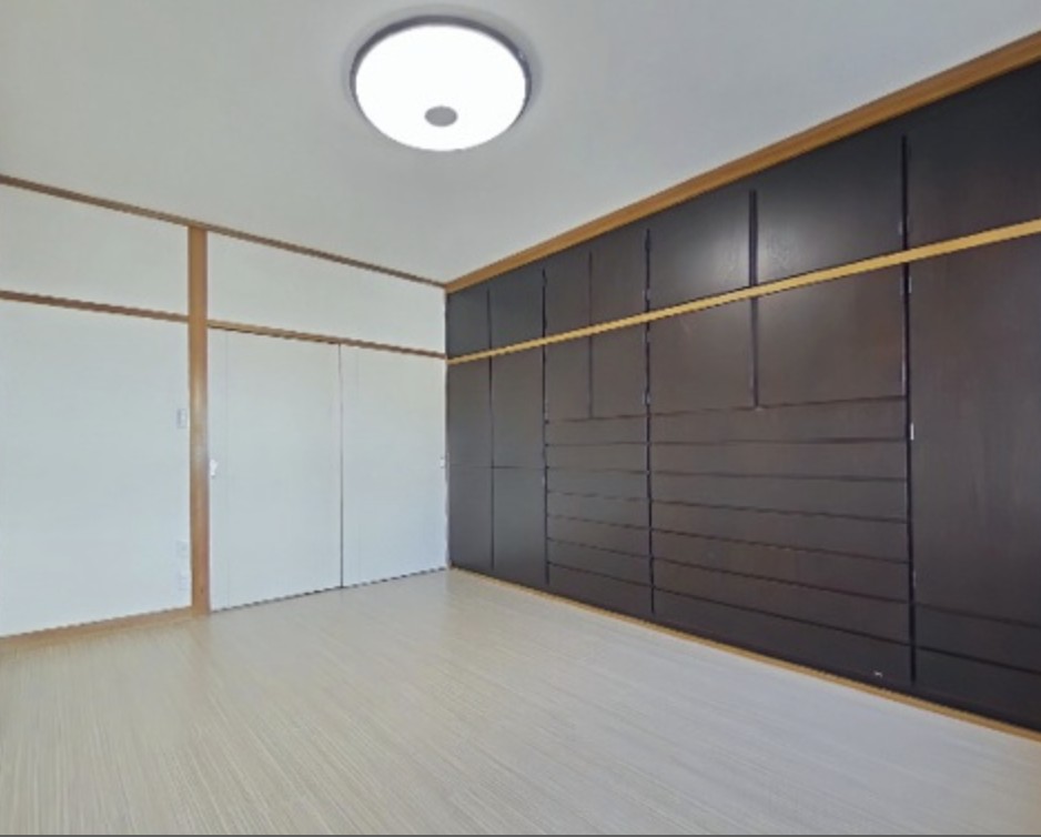 緑丘4丁目 戸建の居間写真