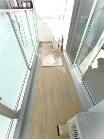 バルコニー　別タイプ部屋　参考写真です