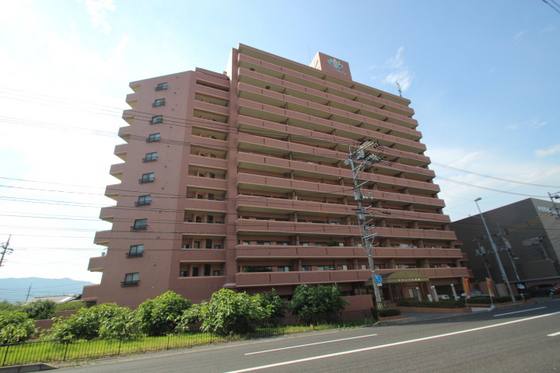 広島市安佐南区西原のマンションの建物外観
