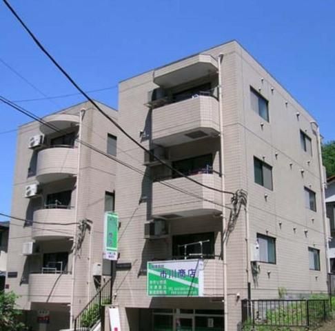 川崎市多摩区寺尾台のマンションの建物外観