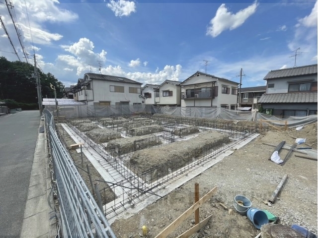 大和郡山市額田部北町のアパートの建物外観