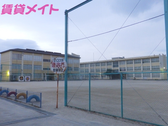 【アムールサウスの小学校】