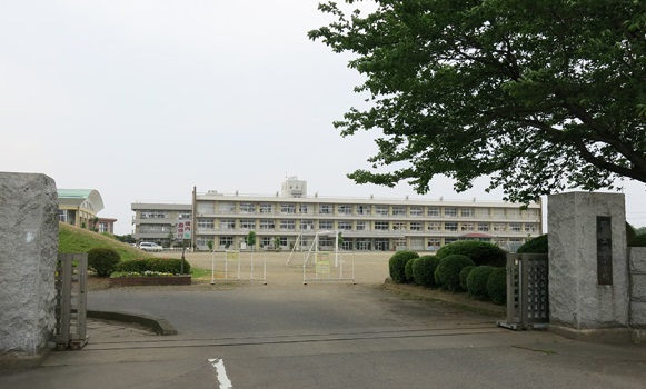 【グリーンパークの小学校】