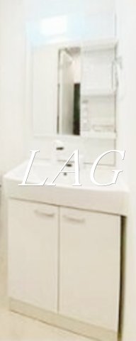 洗面設備　独立洗面台です。