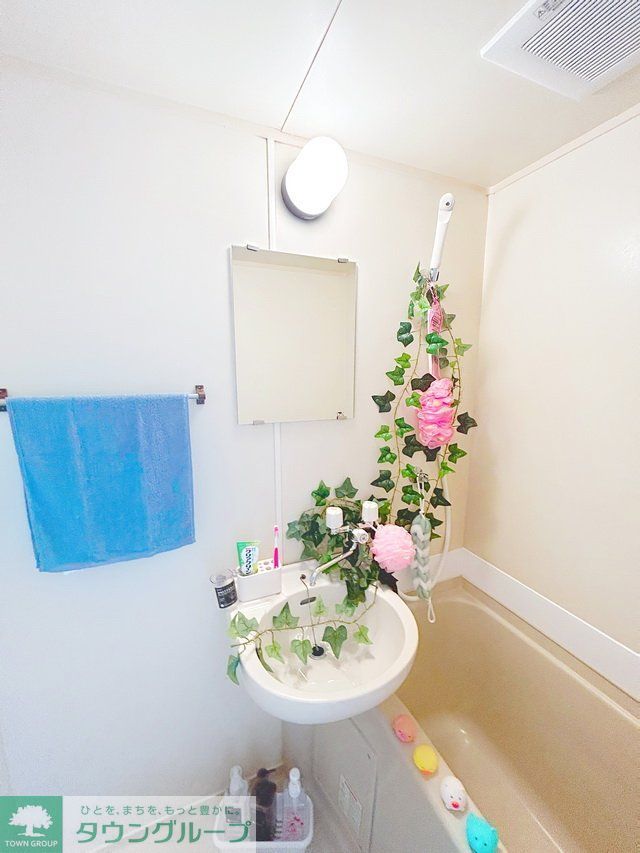 洗面設備　同建物別号室参考写真です