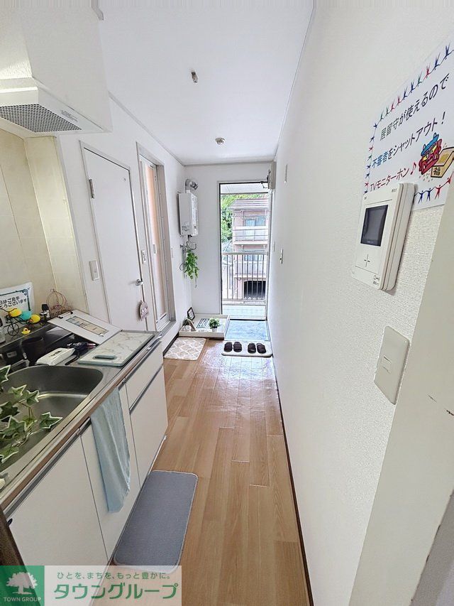 バルコニー　同建物別号室参考写真です