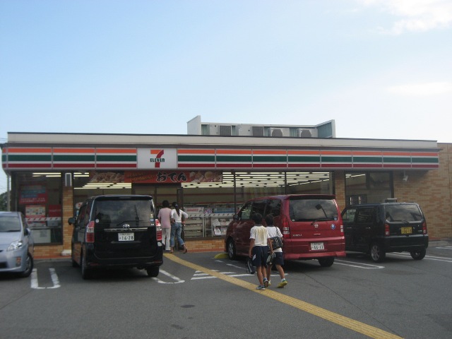 コンビニ　セブン－イレブン　神戸上池田５丁目店（コンビニ）まで730m