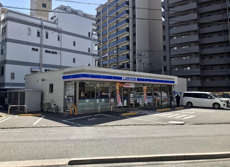コンビニ　ローソン広島光町東店（コンビニ）まで406m
