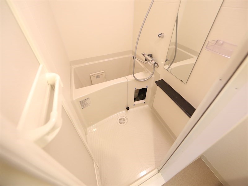 バス・シャワールーム　バスルーム　浴室暖房乾燥機付き