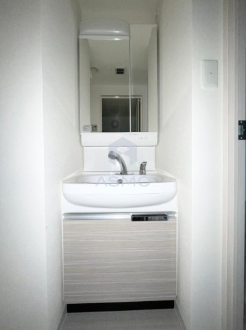 洗面設備　同マンション別部屋参考写真