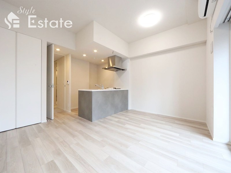 居室・リビング　内装