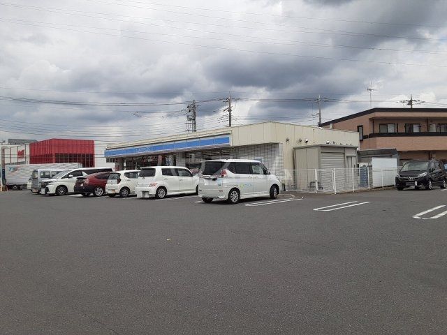 コンビニ　ローソン 土浦神立中央五丁目店（コンビニ）まで691m