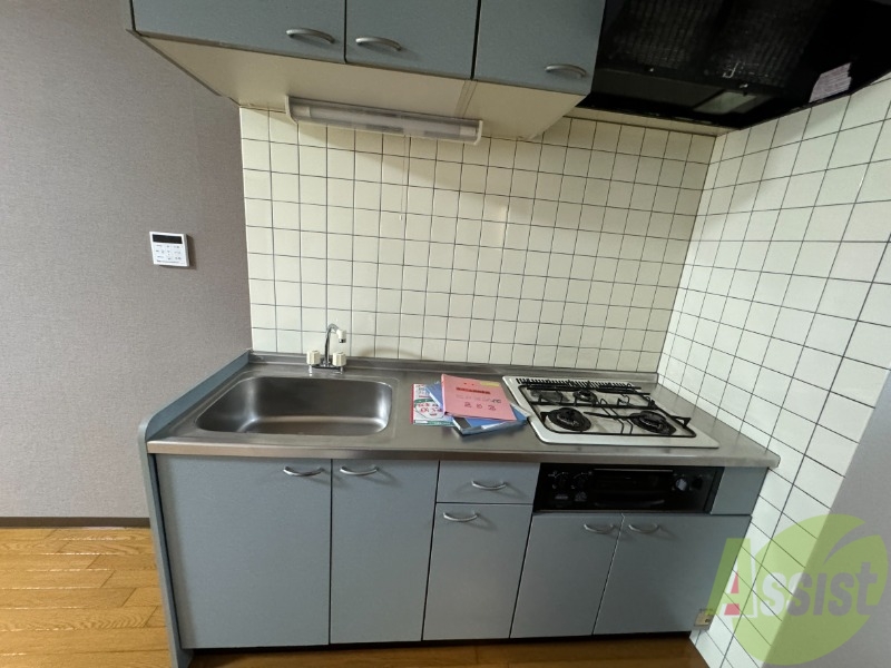 キッチン　キッチンは作業台もあり広めなので使いやすそうですね。