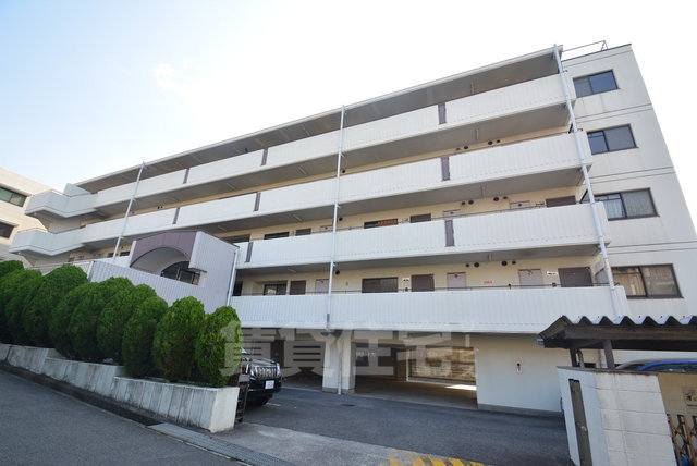 建物外観　オンライン内覧・現地案内も可能です