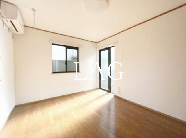 居室・リビング　洋室のお部屋です。