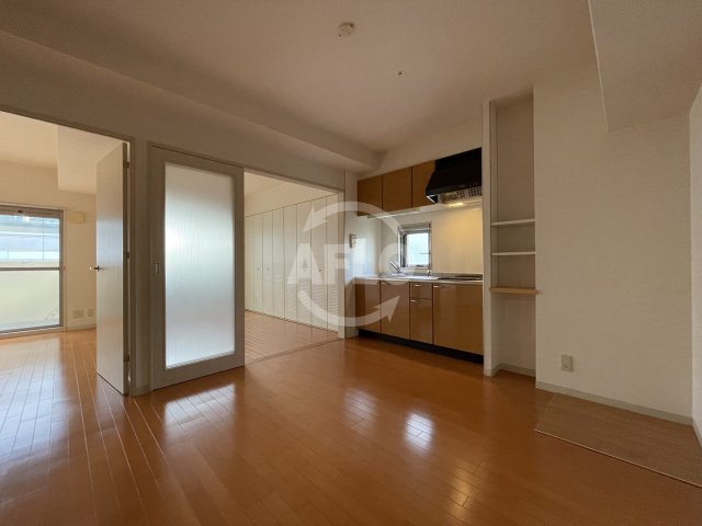 居室・リビング　エスポルテ福島　リビング