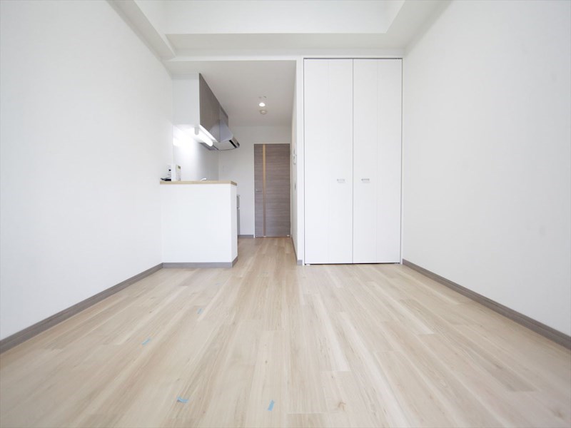 その他部屋・スペース　洋室10.5帖　クローゼット付（収納充実してます）