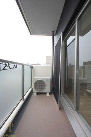 バルコニー　リップル南森町II