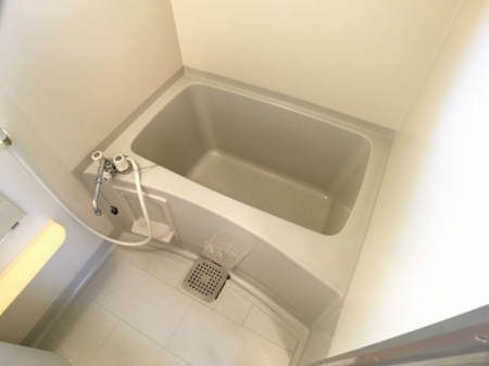 バス・シャワールーム　お風呂で日々の疲れを落としましょう