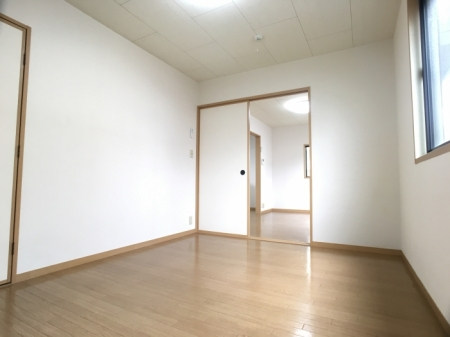 その他部屋・スペース　使い勝手のいい寝室です