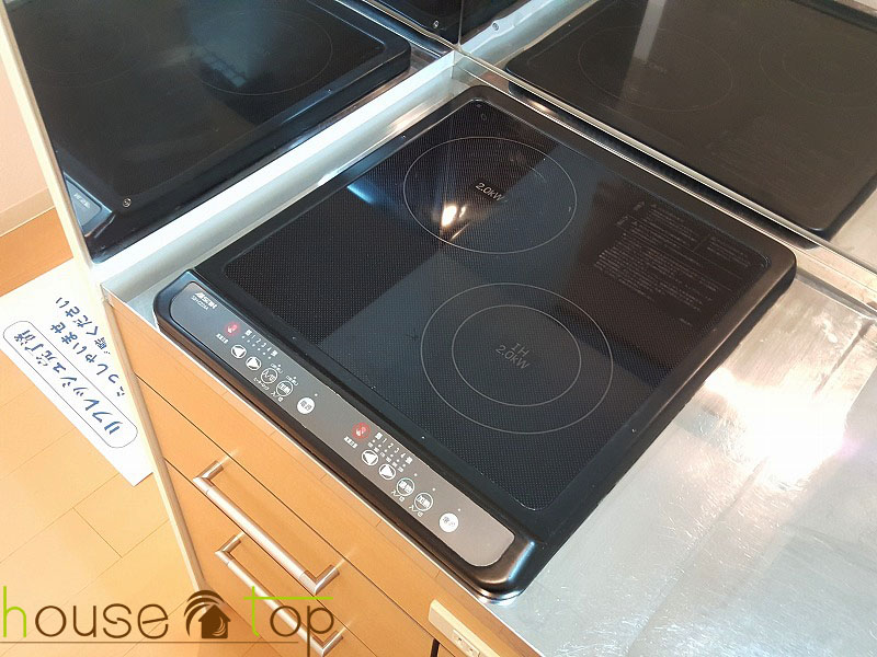 キッチン　2口コンロ付ＩＨクッキングヒーター！お料理も快適です♪