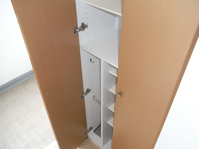 玄関　シューズボックス