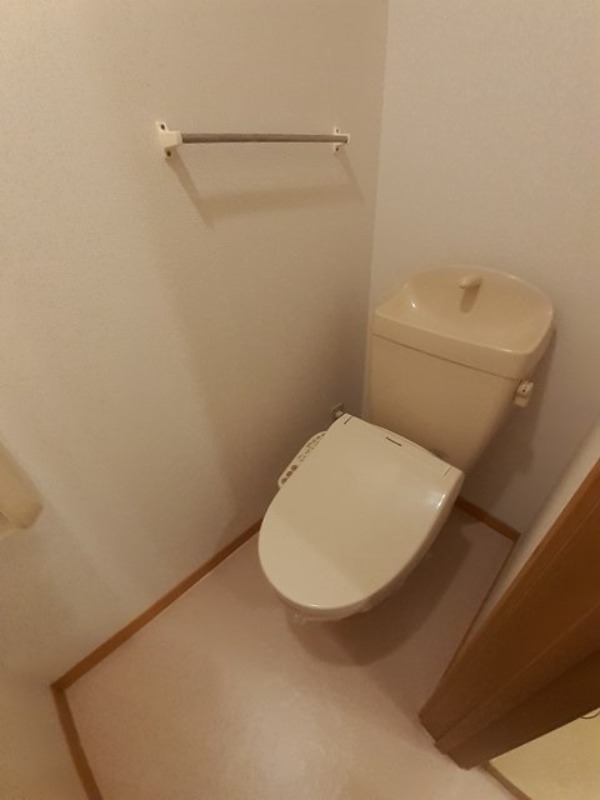 トイレ　図面と現状に相違がある場合には現状を優先