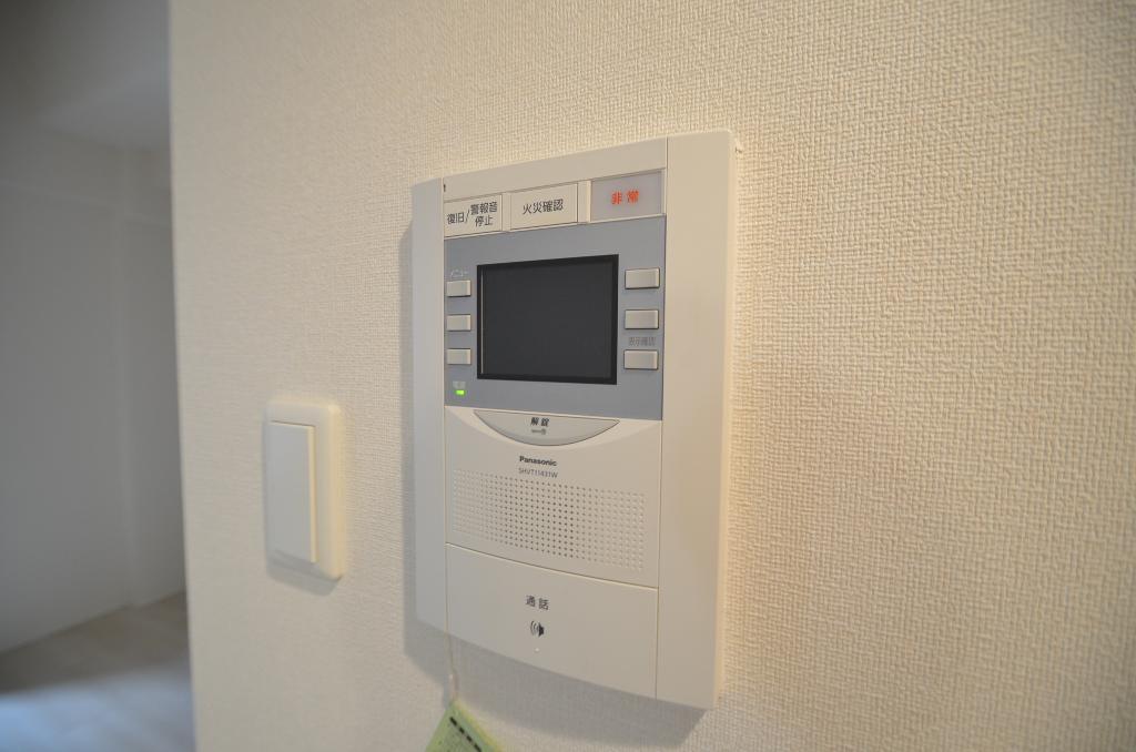 セキュリティ　カメラ付インターホン