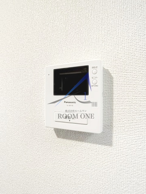 セキュリティ　モニター付きインターホンです。