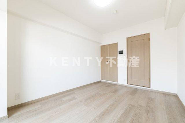 その他部屋・スペース　落ち着いて過ごせるお部屋なので、寝室にいかがでしょうか
