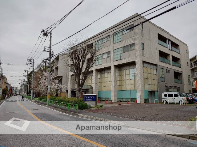 病院　昭和医科大学烏山病院（病院）まで650m