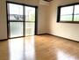 居室・リビング　日当たり良好な２階の角部屋です♪