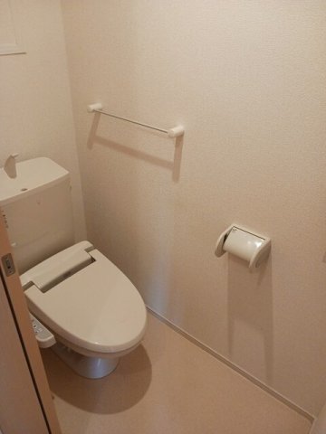 トイレ　トイレもきれいです