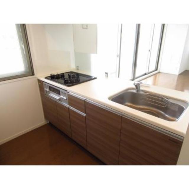 キッチン　※写真は同タイプ住戸です。