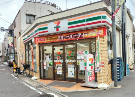 コンビニ　セブンイレブン 世田谷豪徳寺1丁目店（コンビニ）まで364m
