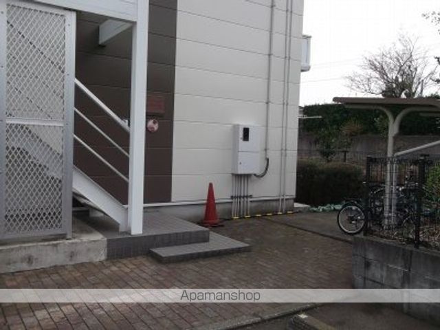 レオパレスフラワーハイツの外観写真