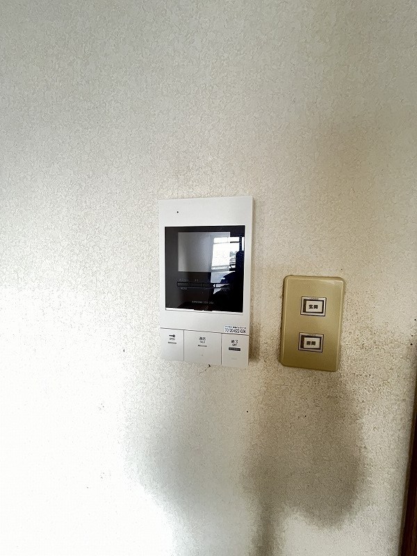 セキュリティ　退去予定のため別部屋写真使用