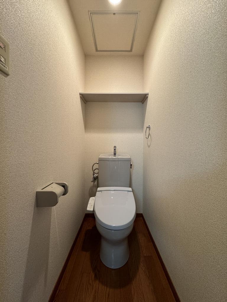 トイレ　シャワートイレ