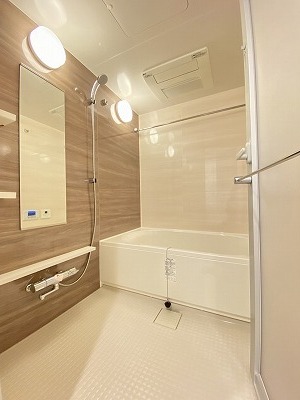 バス・シャワールーム
