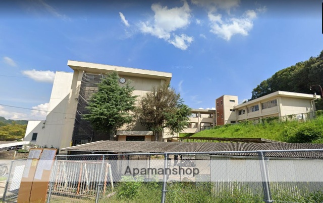 中学校　中央中学校（中学校）まで2939m