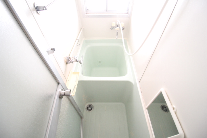 バス・シャワールーム　浴室です！