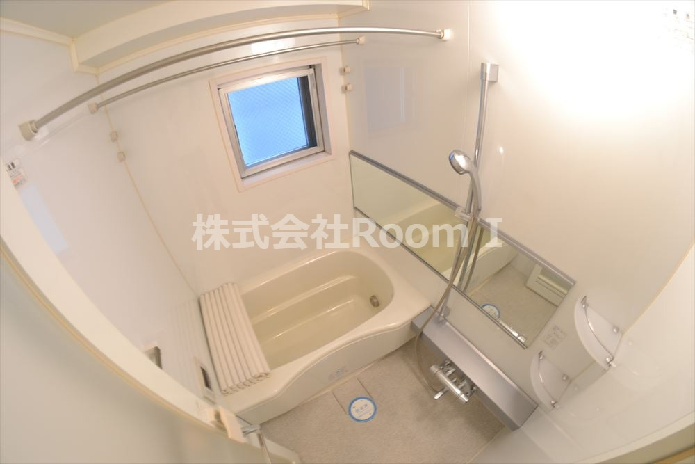 バス・シャワールーム　ゆったり過ごせるお風呂です