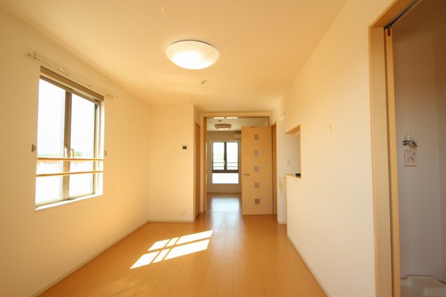 居室・リビング　ゆったり過ごせる居間です