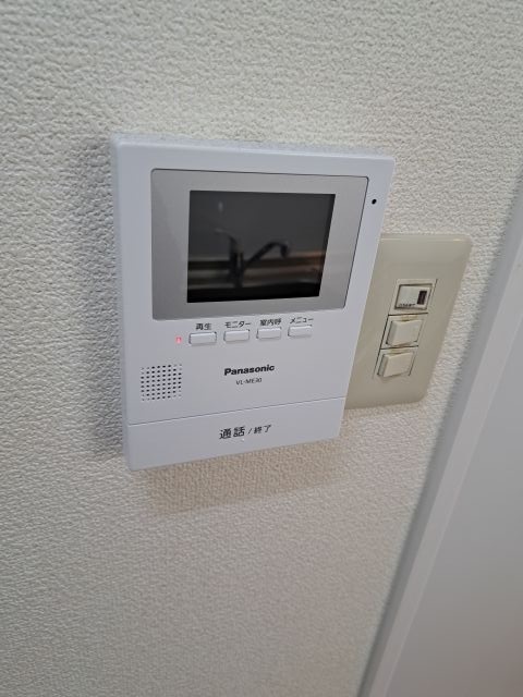 セキュリティ　TVカメラ付きインターホン