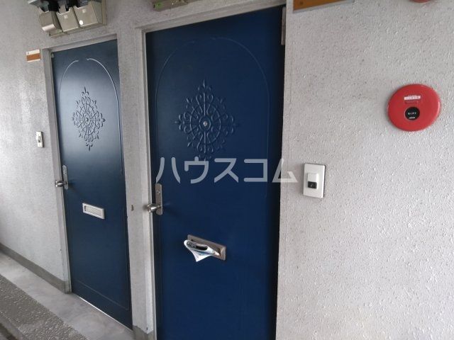 【名古屋市中村区上米野町のマンションのロビー】