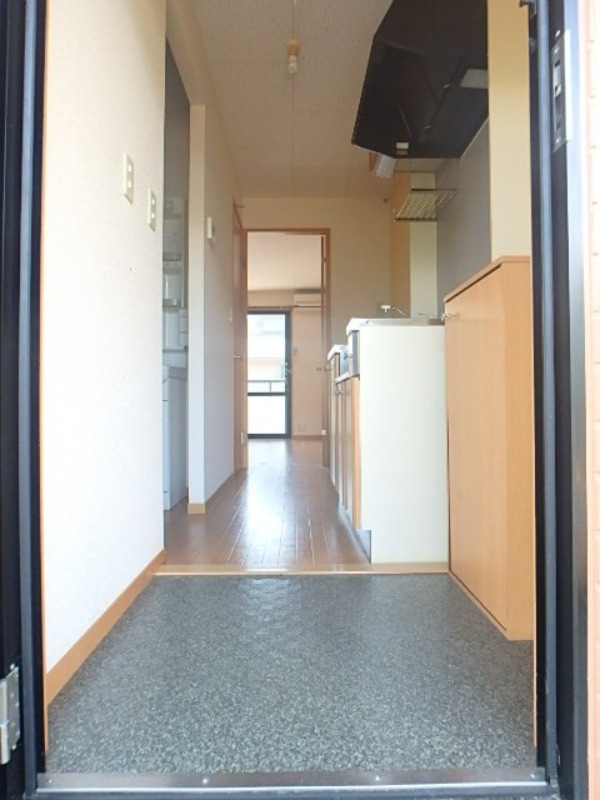 玄関　図面と現状に相違がある場合には現状を優先