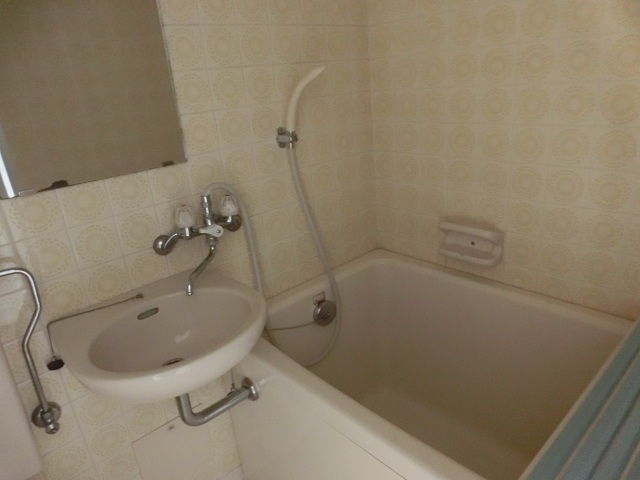 洗面設備　同タイプ別部屋の写真です。