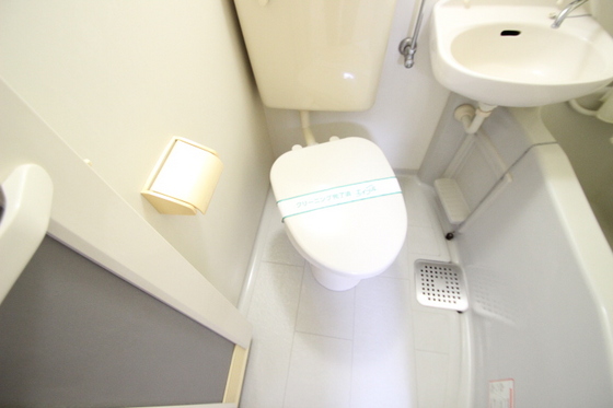 トイレ　※別号室のお写真です